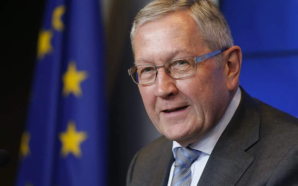 Ρέγκλινγκ: «Βιώσιμο» το ελληνικό χρέος – Την επόμενη εβδομάδα θα δούμε αν τηρούνται οι μεταρρυθμίσεις